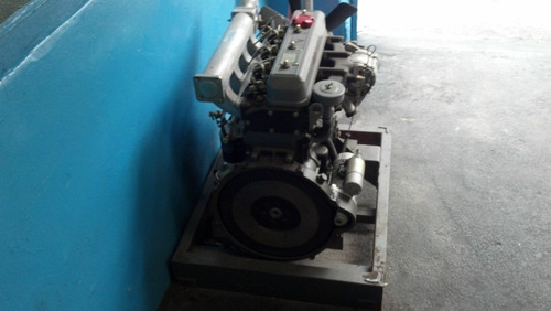 Minicargadora Autoelevador Motores 0 Km Para Maq 50/60 Hp