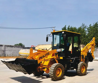 Pala Y Retro Aolite 0,65m3 3550 Kg 59 Hp 2200 Rpm
