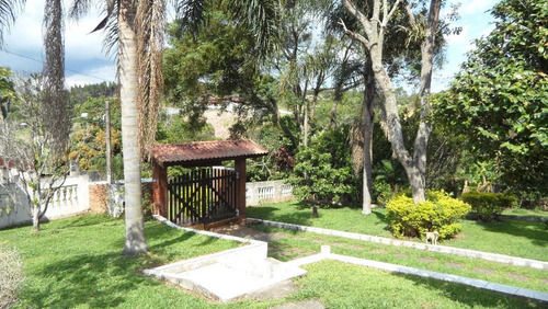 Olha Só Essa Linda Chácara Em Ibiúna C/ 3.000m2 Lago Piscina