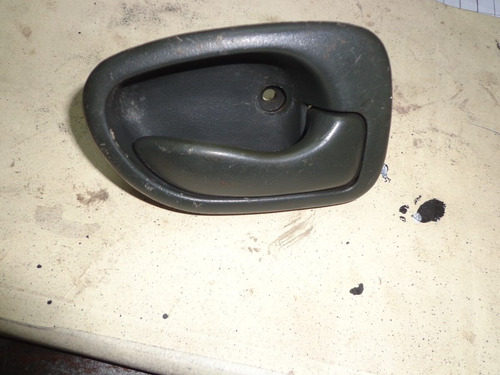 Vendo Manigueta Del. Derecha  Hyundai Accent, # 82620-22000