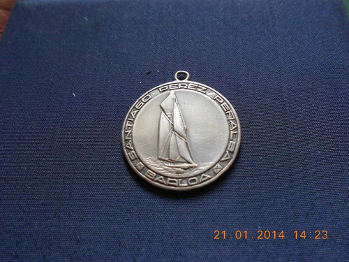 Antigua Medalla Nautica De Plata Copa Saenz Valiente - 1947