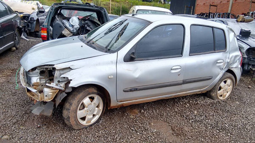 Sucata Renault Clio 2006 1.016v Flex - Rs Auto Peças