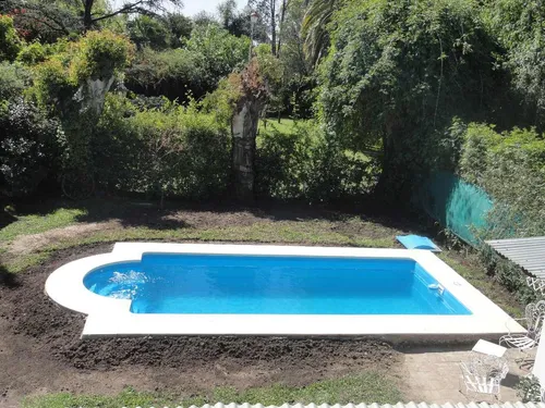 Pileta De Fibra 7x3,2x1,5 Escalera Romana