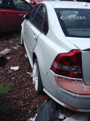 Desarmo, Por Partes! Volvo S40 T5 Awd Estandar Refacciones