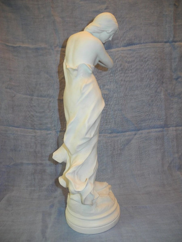 Estatua Sevres De Biscuit  53 Cm De Alto