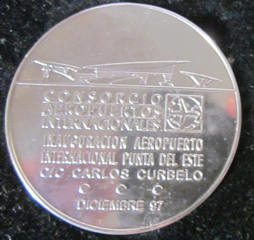 Medallon Plata Legitima Aeropuerto Punta Del Este Uruguay 