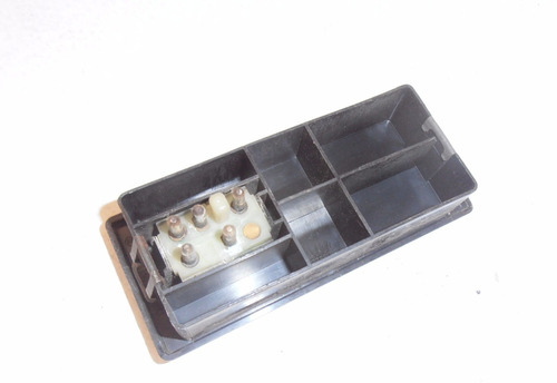 Boton Alzavidrio Delanter Derecho Volvo 240 Gl Año 1987-1991