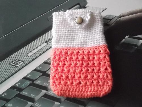 Tejidas A Mano: Lindas Y Divertidas Fundas Portacelulares.