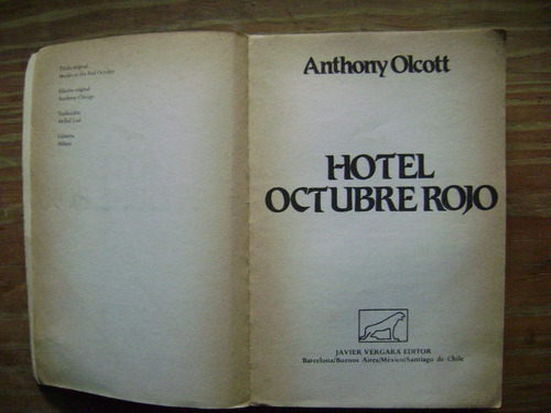 Hotel Octubre Rojo - Anthony Olcott. Vergara (Usado)