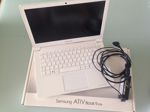 Nootbook Samsung Ativ Book 9 Lite
