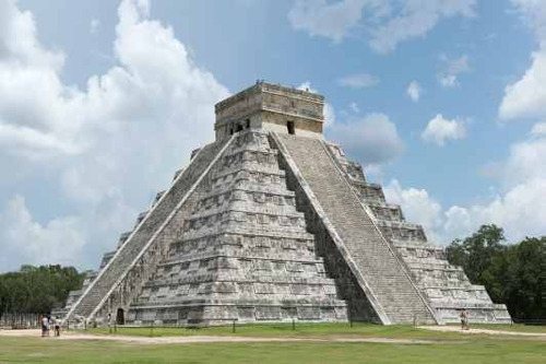 Lámina 45 X 30 Cm. - Piramide Maya En Chichen Itza - México