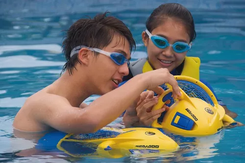Propulsor acuático para piscina SEADOO® Seascooter · ContractPool