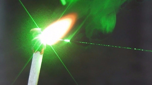 Super Caneta Laser Pointer Verde Ultra Forte 98.000mw 39 Km