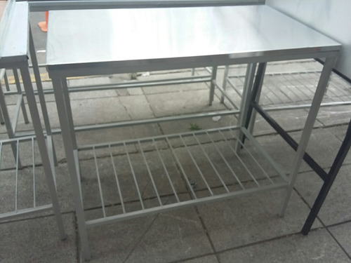 Imagen 3 de 4 de Mesa De Trabajo 100x55 Mesada Acero Inoxidable C/ Rejilla
