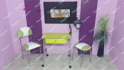 Mesa De Manicure Con Silla Y Banco