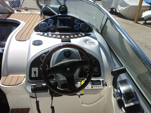 Lancha Cabinada 26 Pés // Motor Diesel 220hp