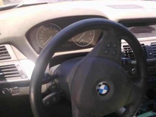 Imagem 9 de 12 de Sucata Batidos Peças X5 4.8i V8 2007/ 6cc 2006