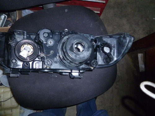 Imagen 3 de 3 de Vendo Lampara Delantera Izquierda De Bmw, 523i, Año 2000