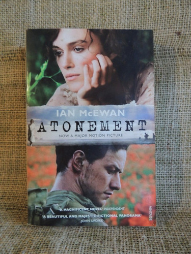 Livro Atonement - Ian Mc Ewan - 2007 - Vintage Books
