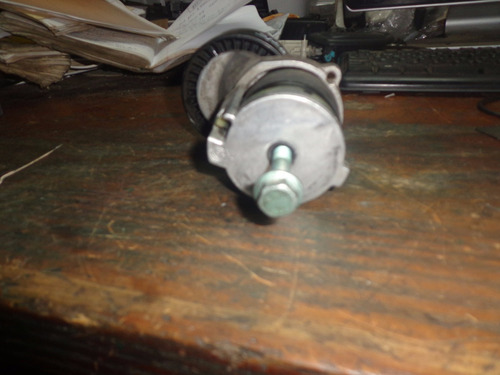 Imagen 2 de 4 de Vendo Polea Ajustadora De Skoda Fabia, # 038 903 315