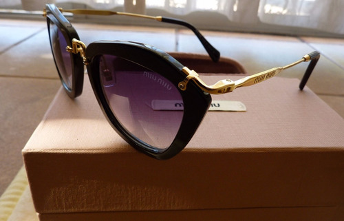 Hermoso Y Exclusivo Lentes De Sol Miu Miu