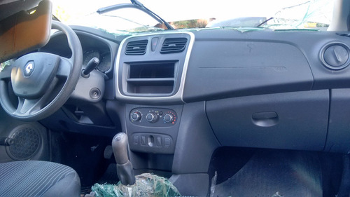 Imagem 7 de 8 de Sucata Logan 2015 1.0 16v Flex - Rs Auto Peças Farroupilha