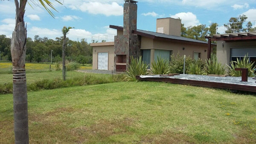 Casa En Laguna De Lobos Con Arroyo Priv !tomo Menor Valor!!
