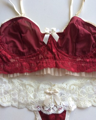 Conjunto Combinado Microtul/ Encaje