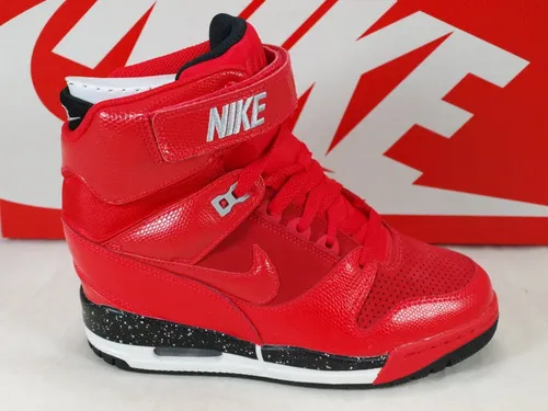 Nike revolution high top deals