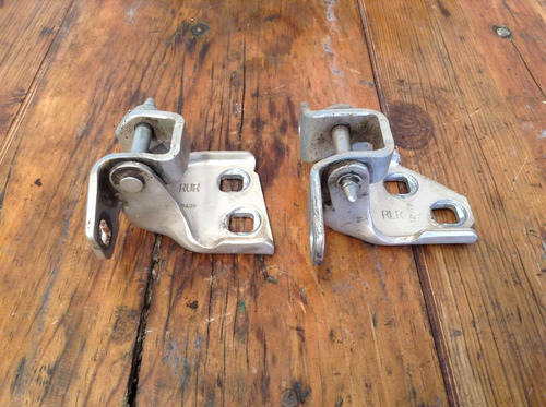 Bisagras De Puerta Trasera Derecha Cirrus Stratus 95-00 Oem