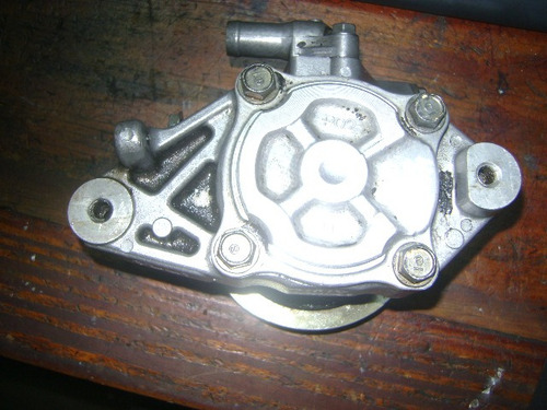 Imagen 3 de 4 de Vendo Bomba De Power Steering De Honda Civic, Año 1993