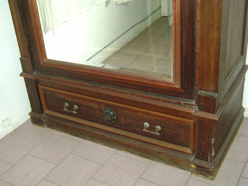 Ropero Antiguo (1,15 X 1,95 X 0,55)