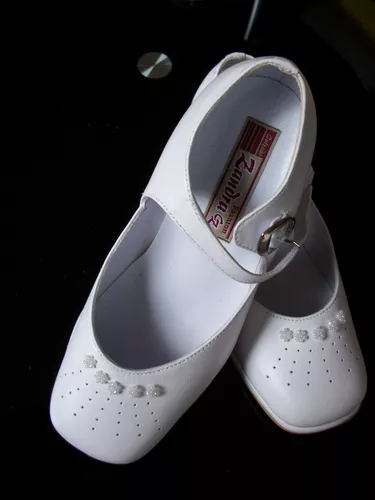 Zapatos Niña Blancos T.29 Lindos Cómodos Exclusivos Zandra 