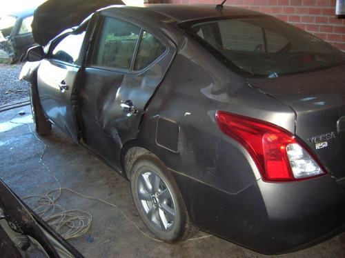 Imagem 2 de 5 de Sucata Nissan Versa 2013 1.6 - Rs Auto Peças Farroupilha
