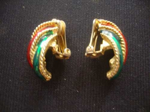 Brincos Esmaltado Vintage Pressao*