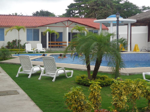 Imagen 1 de 14 de Alquiler De Casa, Esmeraldas Tonsupa, Muy Cerca De Atacames