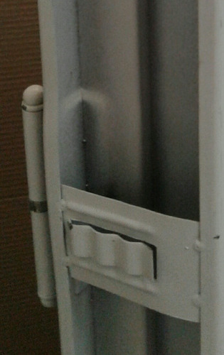 Puerta Reforzada Doble Chapa Inyectada Con Postigo 80x200