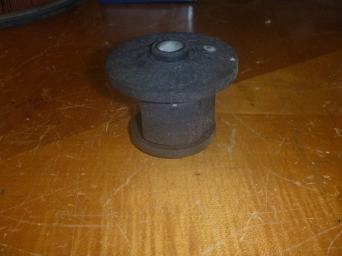 Imagen 2 de 4 de Vendo Caucho De Eje Trasero De Kia Avela, # Kd002 28 460c