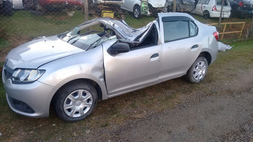 Imagem 3 de 8 de Sucata Logan 2015 1.0 16v Flex - Rs Auto Peças Farroupilha
