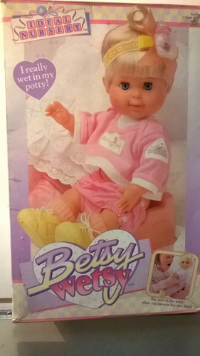 Beba Betsy Wetsy 40cm Toma El Biberon Tyco-  Devoto Toys