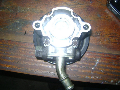 Imagen 3 de 4 de Vendo Bomba De Power Steering De Rover 75, Año 2000, 6 Cilin