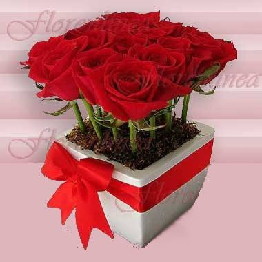 Imagen 1 de 3 de Ramo De Rosas - Floreria - Arreglo Floral