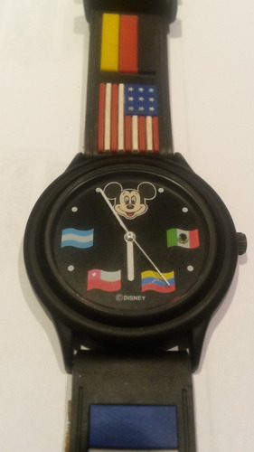 Reloj Unisex Marca Fossil A Quarzo Con Mickey
