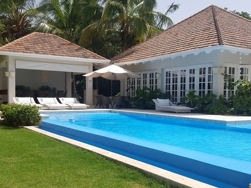Preciosa Villa Privada En Puntacana Resort (ver Descripción)