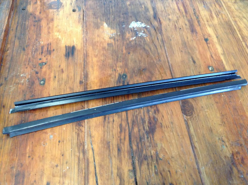 Cañuelas Puerta Trasera Izquierda Vw Derby Mod: 00-07 Oem