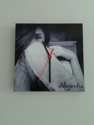 Reloj De Pared En Madera 20 X 20 Personalizado