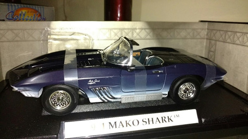 Mako Shark 1961 Escala 1:18 Envio Gratis  Modelo Muy Raro
