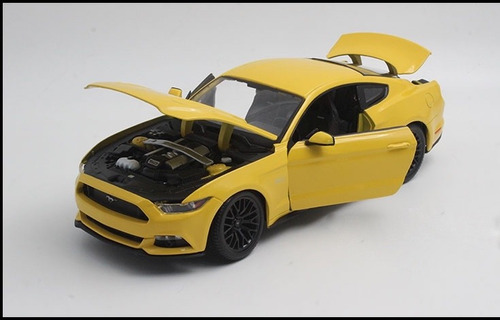 Ford Mustang 2015 Escala 1:18