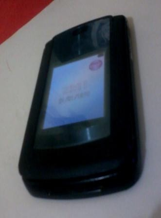 Motorola V8 (original) 2gb Interno Fliper Visor Gg Usado