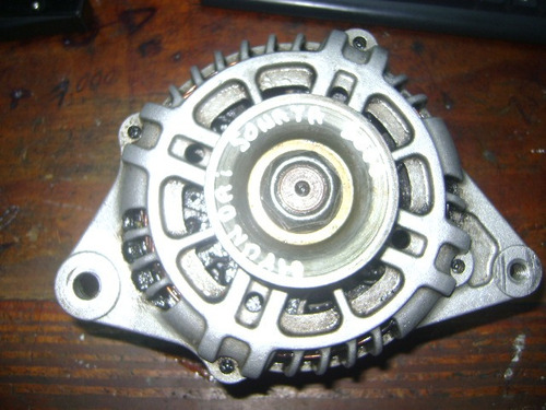 Vendo Alternador De Hyundai Sonata Año 2000, Motor 2.0